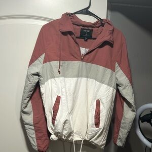 Half zip windbreaker